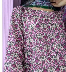 Mauve-magenta and green ornamental print kurta